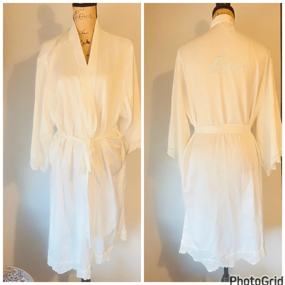 Bridal Robe - Picture 2 of 5